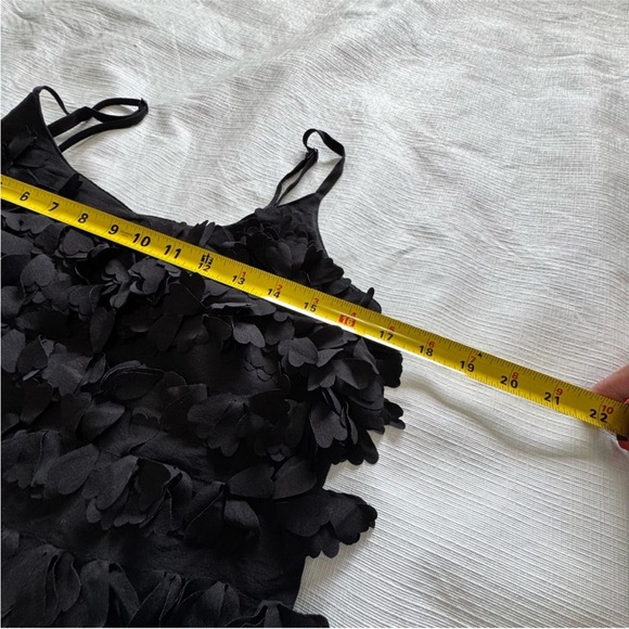 4/25 Principle Chic Ruffle Camisole - Picture 3 of 7